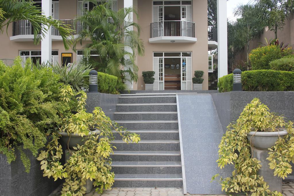 Grand 7 Hotel Thalawathugoda Talawatugoda Exteriér fotografie